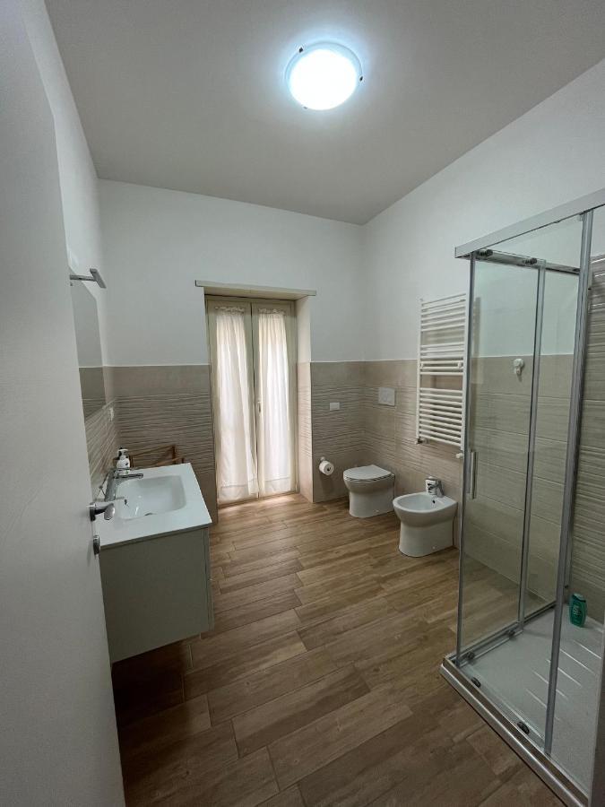 Bed&Breakfast Del Viaggiatore Fondi Exterior photo